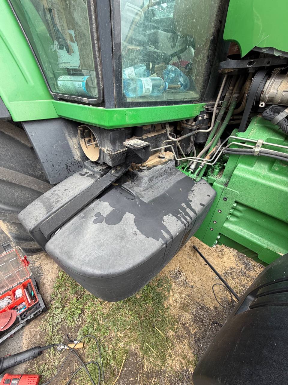 Foto 17 der Reparatur — Kraftstofftank-Reparatur John Deere 8330 — Uniejowice