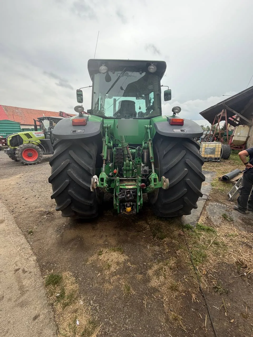 Foto 18 der Reparatur — Kraftstofftank-Reparatur John Deere 8330 — Uniejowice