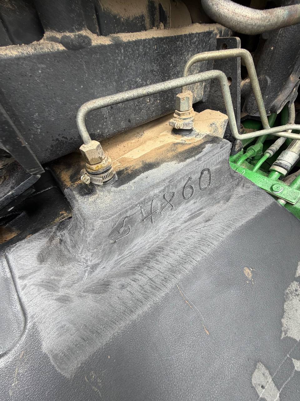 Foto 15 der Reparatur — Kraftstofftank-Reparatur John Deere 8330 — Uniejowice