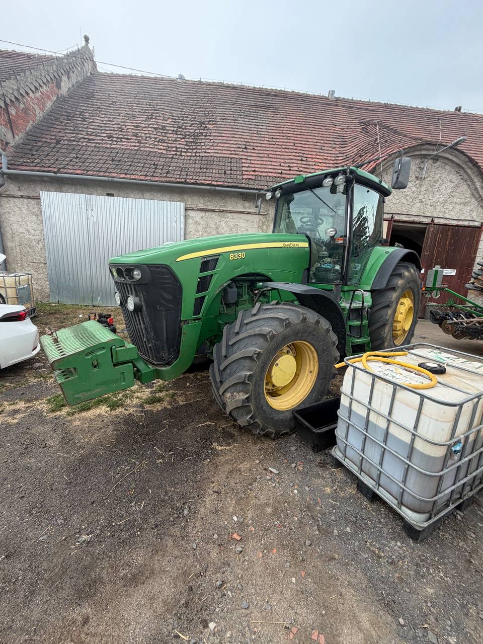 Foto 8 der Reparatur — Kraftstofftank-Reparatur John Deere 8330 — Uniejowice