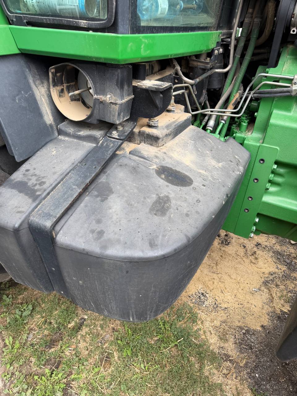 Foto 11 der Reparatur — Kraftstofftank-Reparatur John Deere 8330 — Uniejowice
