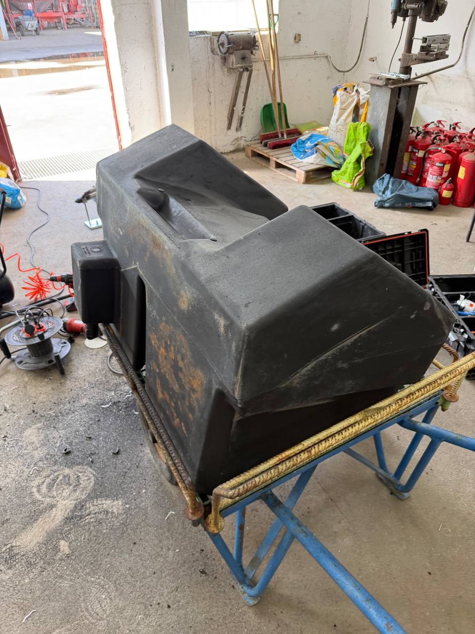 Foto 12 der Reparatur — Kraftstofftank-Reparatur Case Magnum 7220