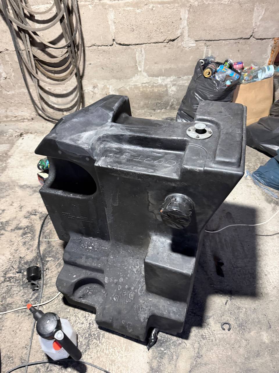 Foto 10 der Reparatur — Kraftstofftank-Reparatur Fendt 900 — September 2026