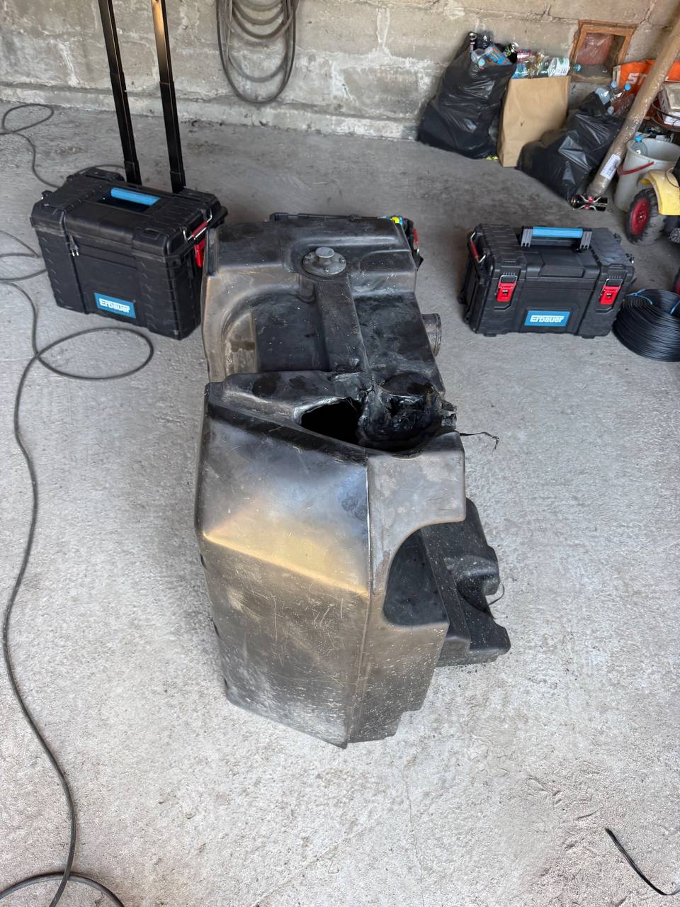 Foto 4 der Reparatur — Kraftstofftank-Reparatur Fendt 900 — September 2026
