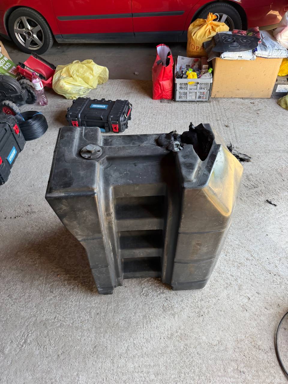 Foto 5 der Reparatur — Kraftstofftank-Reparatur Fendt 900 — September 2026