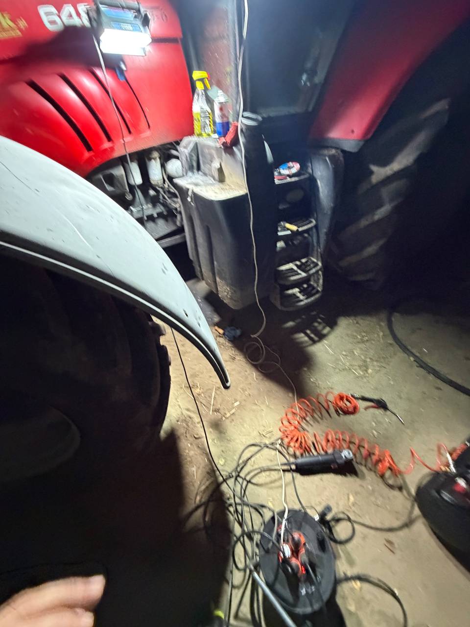Foto 11 der Reparatur — Kraftstofftank-Reparatur Massey Ferguson 6485