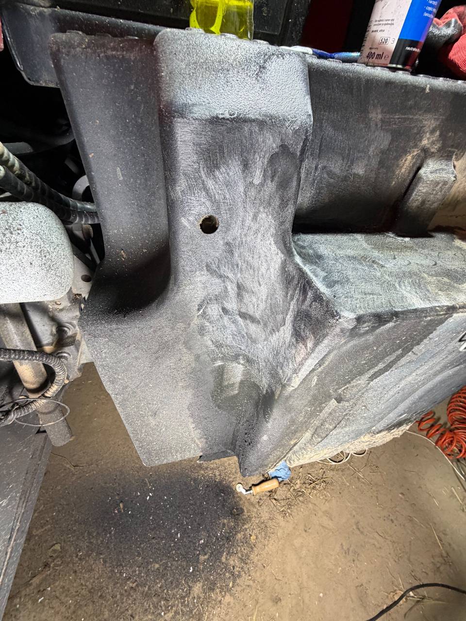 Foto 7 der Reparatur — Kraftstofftank-Reparatur Massey Ferguson 6485