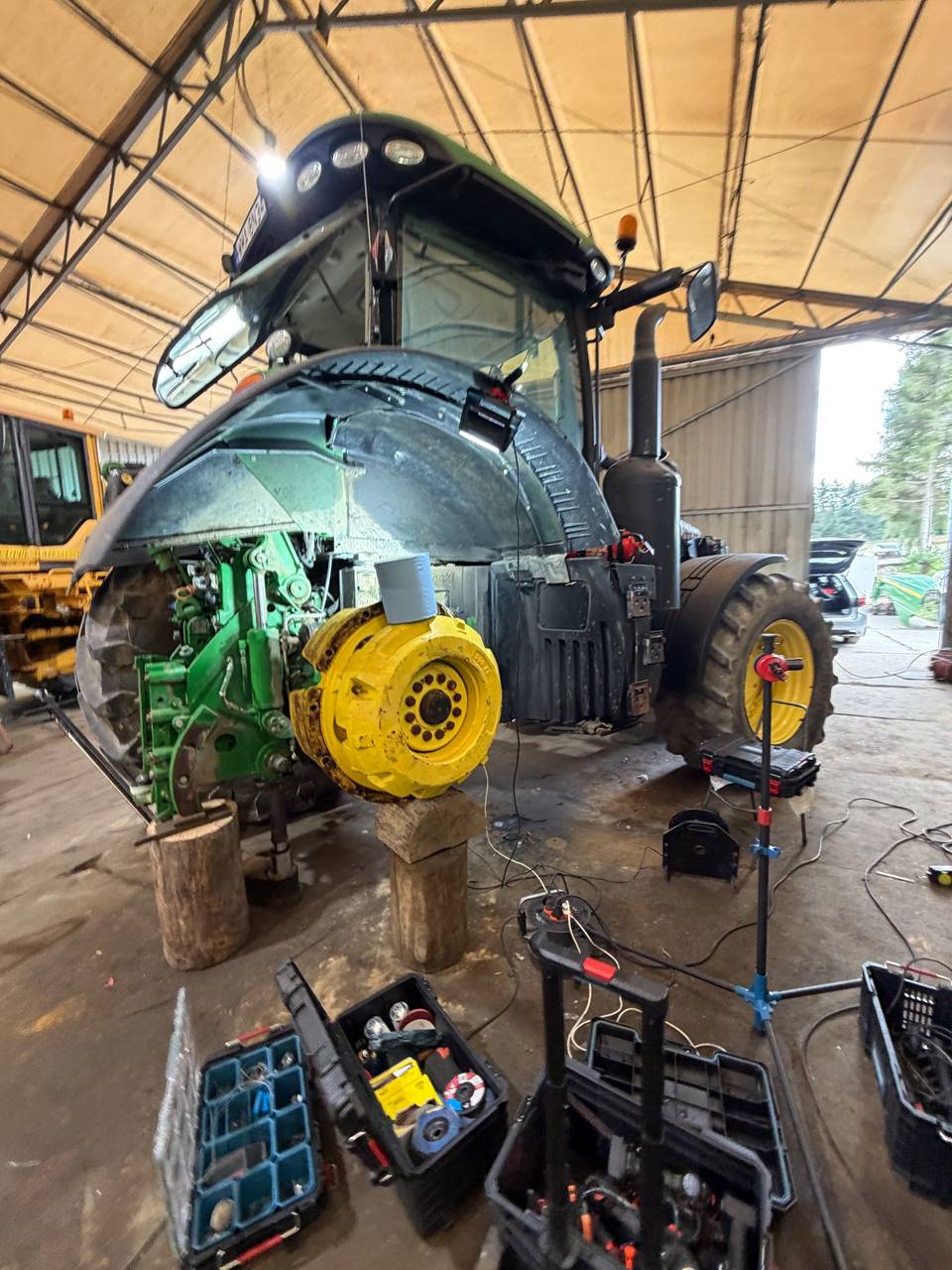 Foto 15 der Reparatur — Kraftstofftank-Reparatur John Deere RK8700