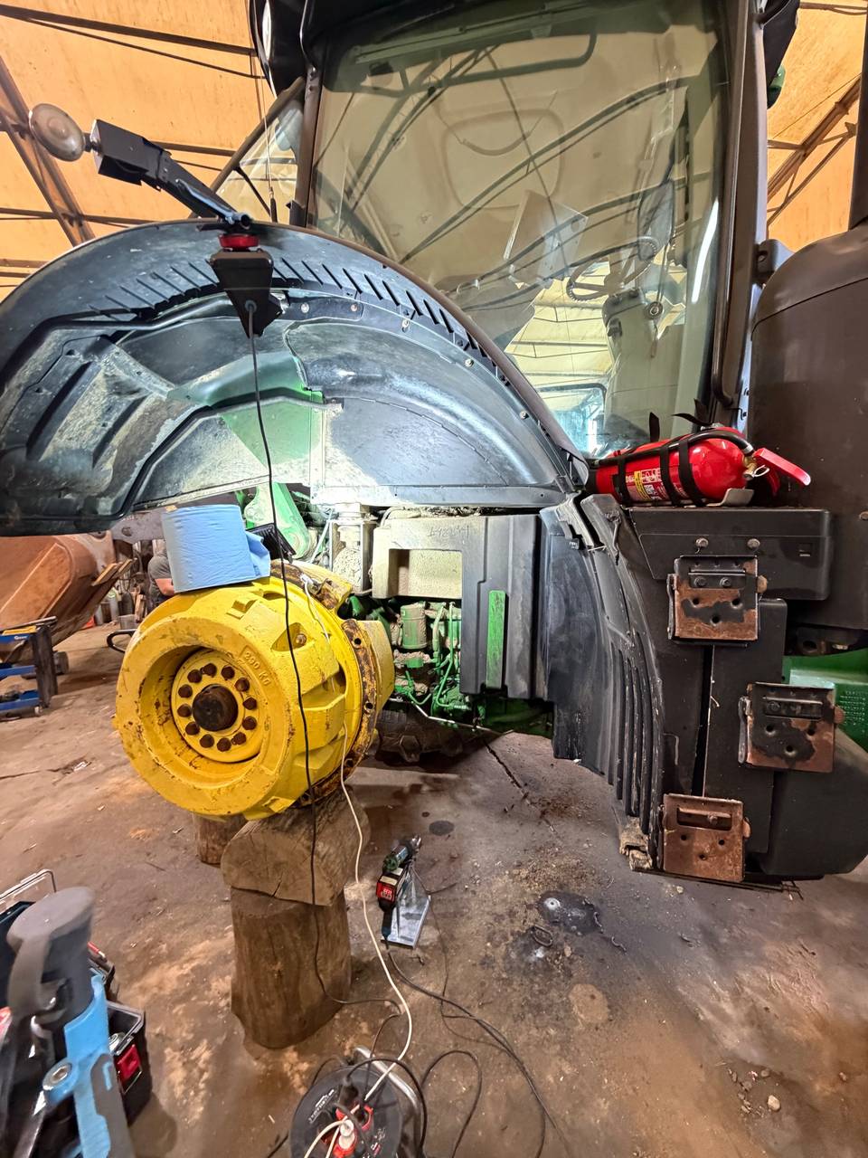 Foto 14 der Reparatur — Kraftstofftank-Reparatur John Deere RK8700