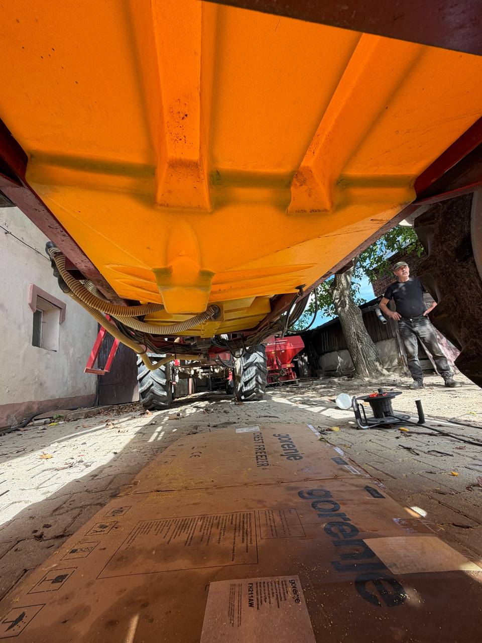 Foto 17 der Reparatur — Spritzentank-Reparatur an der Anhängespritze — September 2026