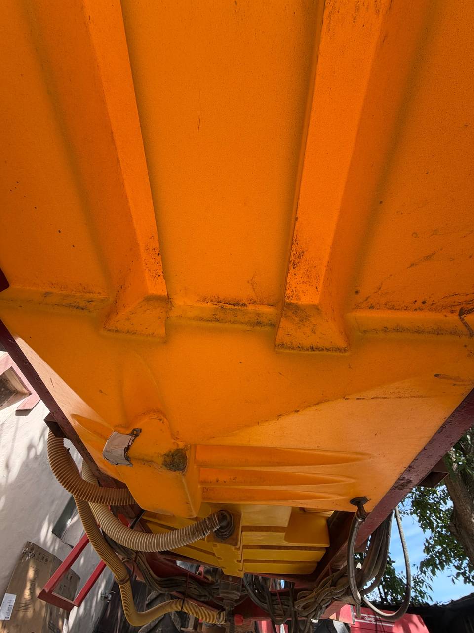 Foto 14 der Reparatur — Spritzentank-Reparatur an der Anhängespritze — September 2026
