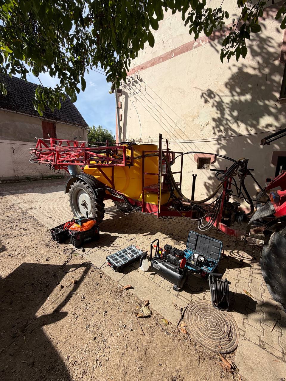 Foto 5 der Reparatur — Spritzentank-Reparatur an der Anhängespritze — September 2026