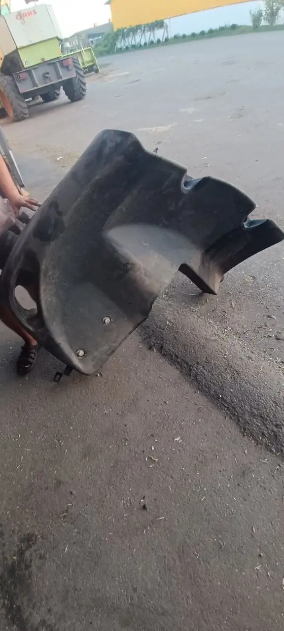 Foto 5 der Reparatur — Kraftstofftank-Reparatur Manitou 737