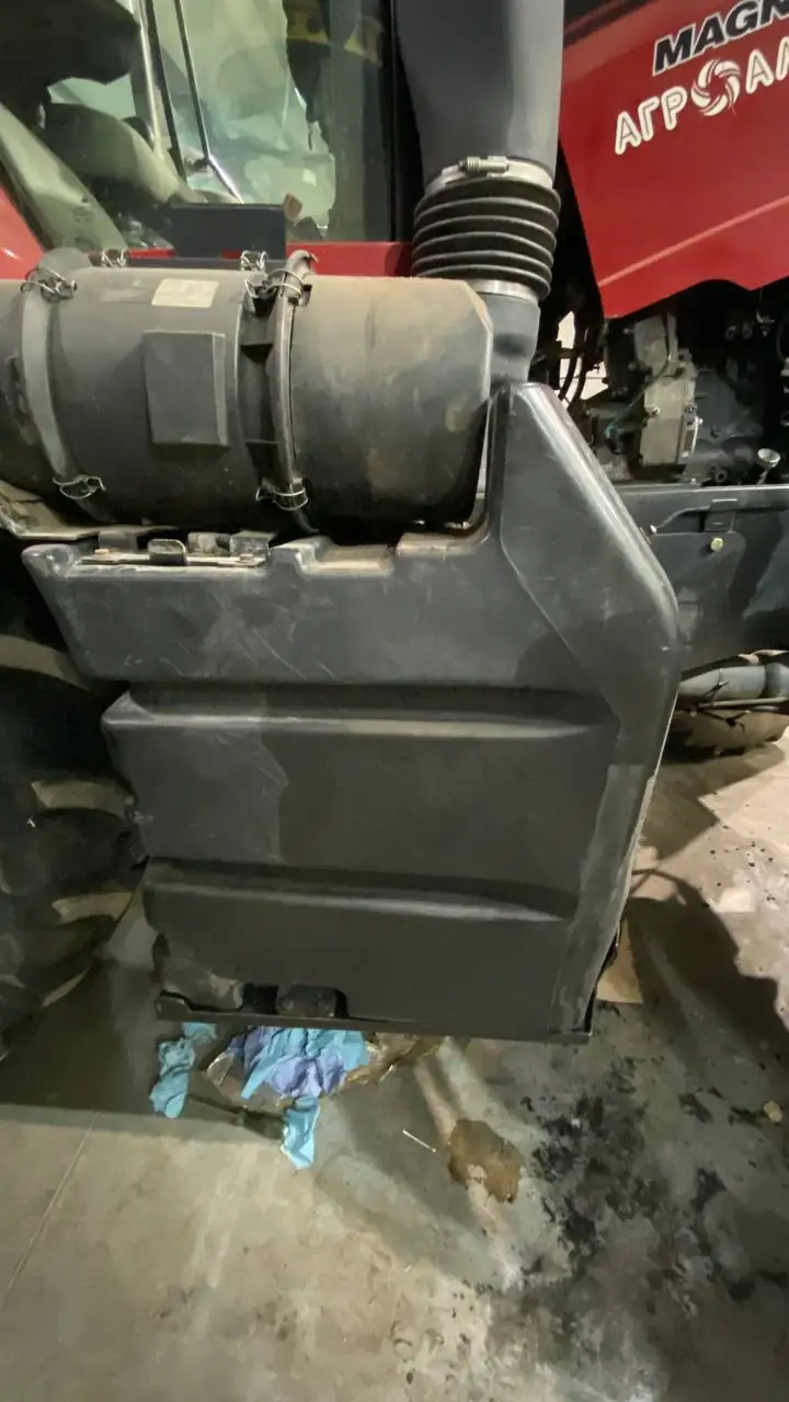 Foto 6 der Reparatur — Kraftstofftank-Reparatur Case 340 — Undicht am Auspuff