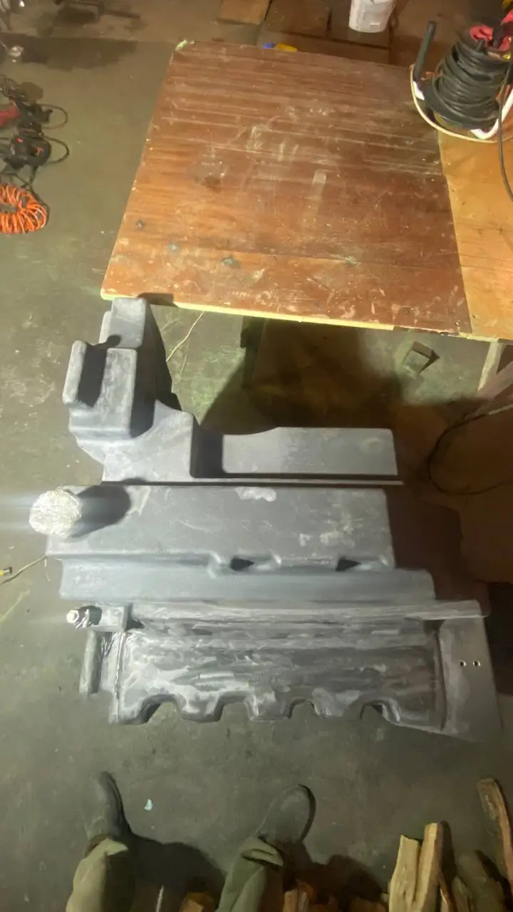 Foto 8 der Reparatur — Kraftstofftank-Reparatur Case 340 — Risse