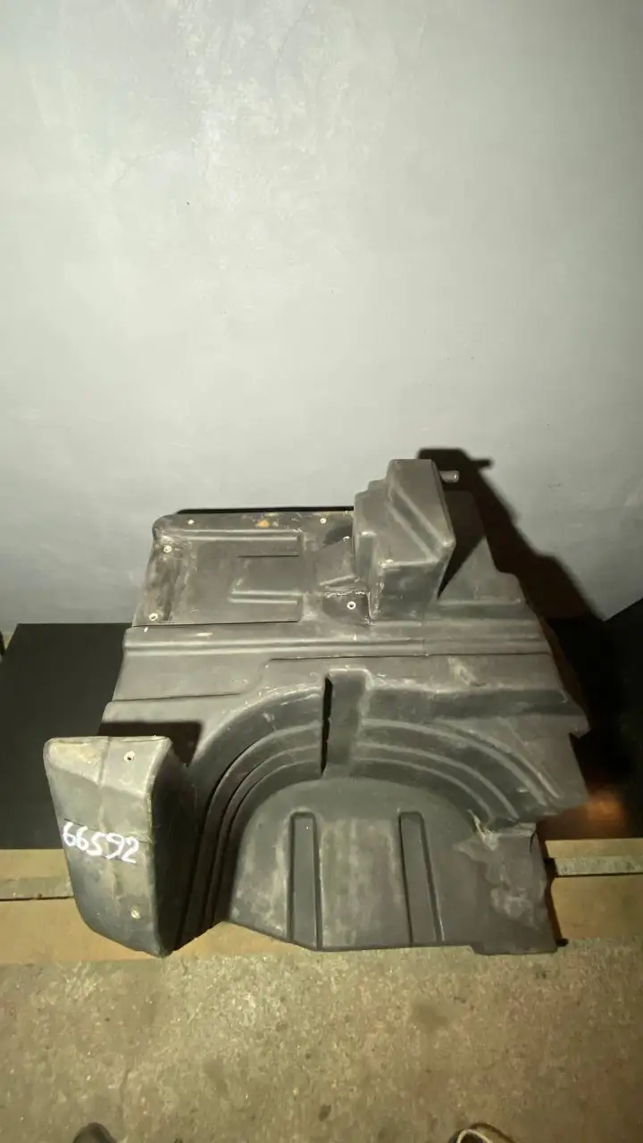 Foto 15 der Reparatur — Kraftstofftank-Reparatur Case 340 — Risse