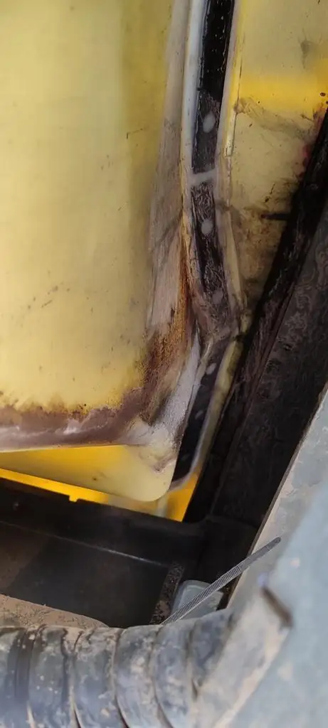 Foto 1 der Reparatur — Spritzentank-Reparatur Hardi Alfa 4100 — Mai 2026