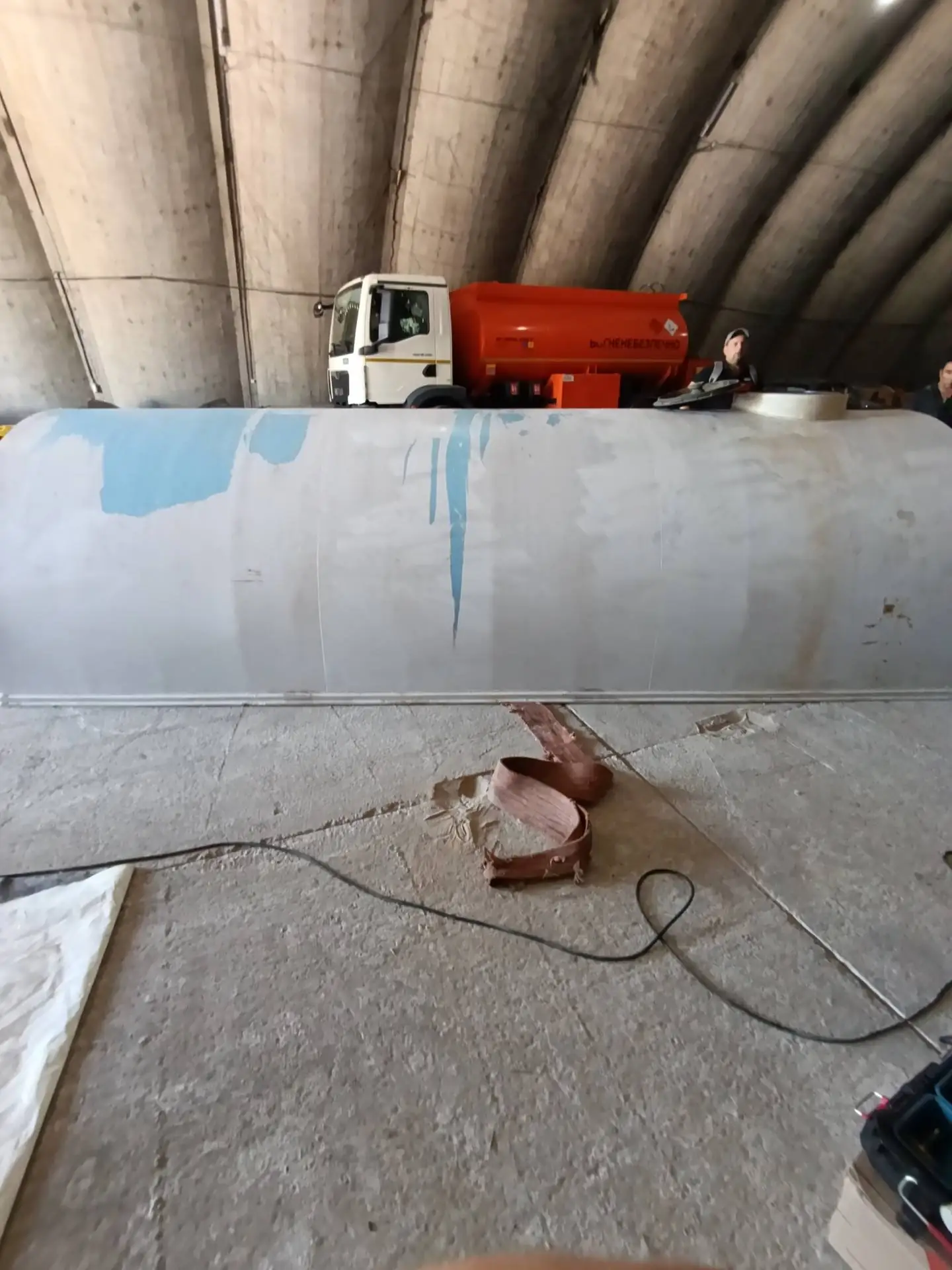 Foto 15 der Reparatur — Reparatur eines stationären Tanks — Juni 2026
