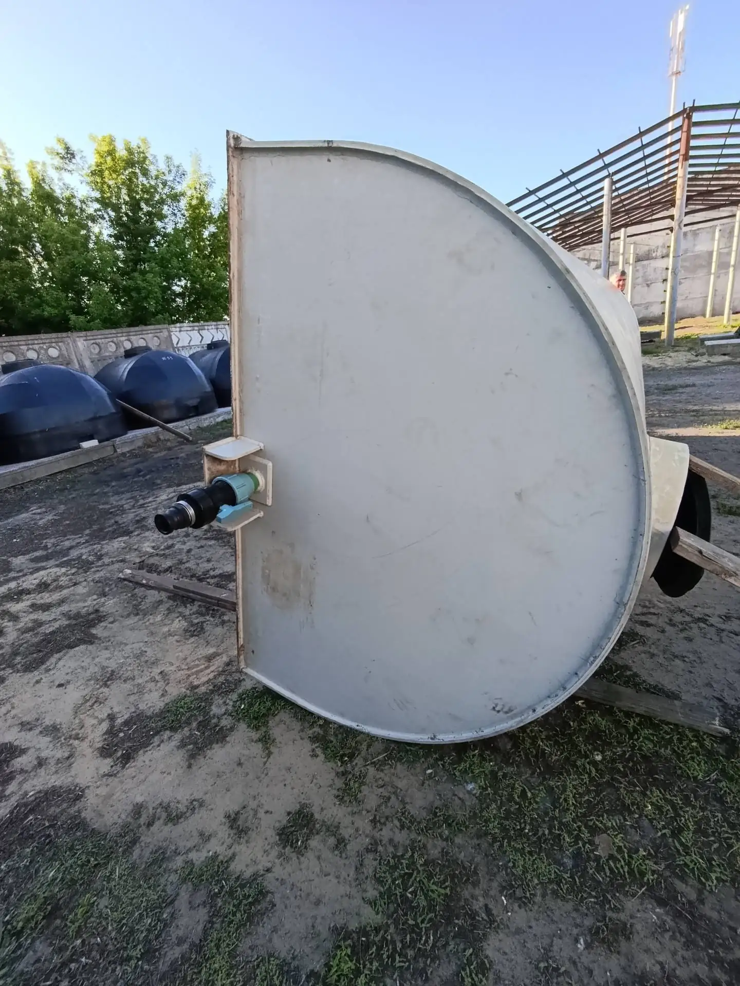 Foto 5 der Reparatur — Reparatur eines stationären Tanks — Juni 2026