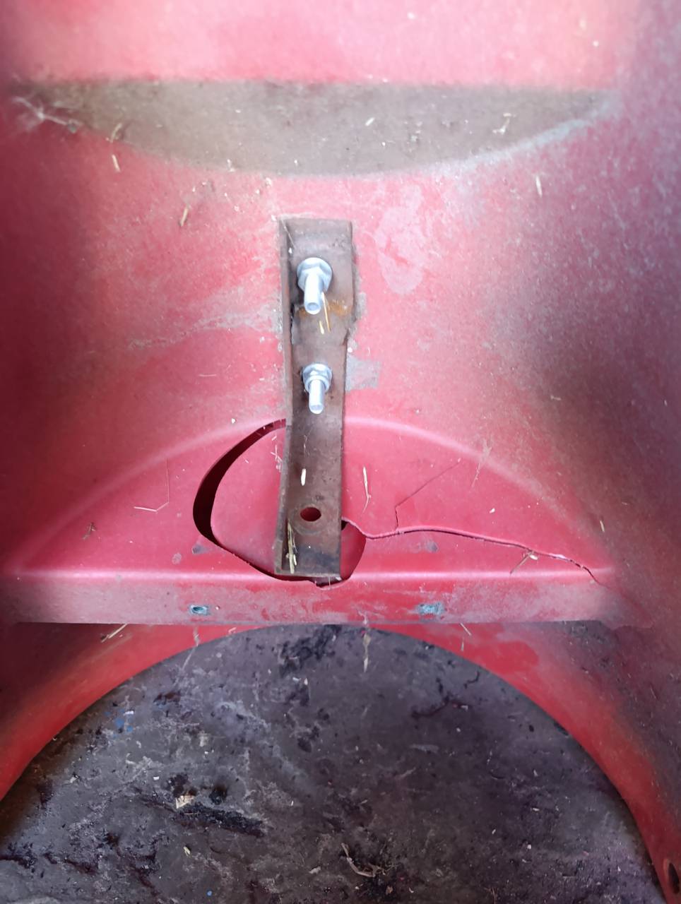 Foto 7 der Reparatur — Halmteiler-Reparatur am Schneidwerk (2)