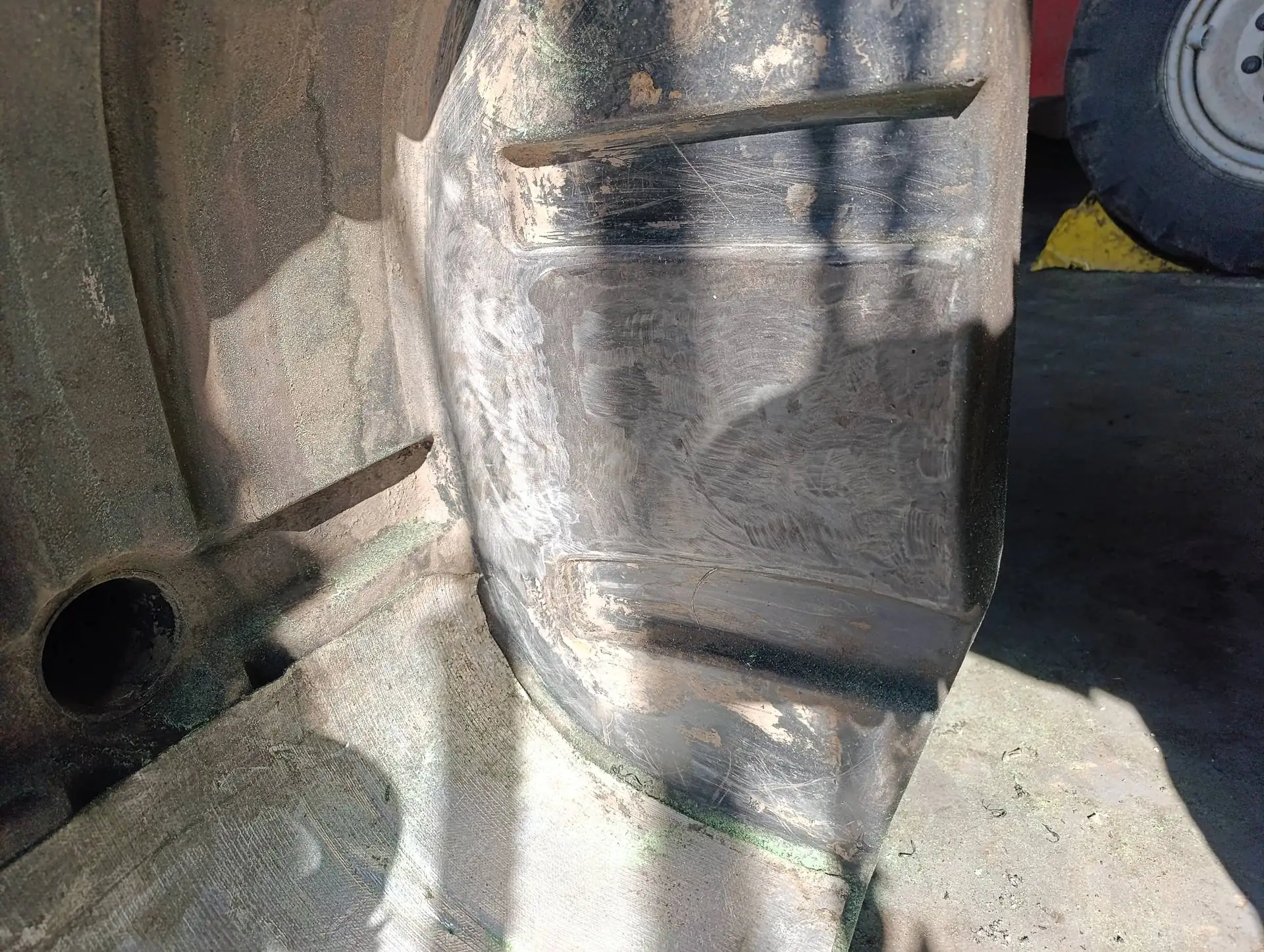 Foto 12 der Reparatur — Kraftstofftank-Reparatur New Holland T8.390 — Juni 2026