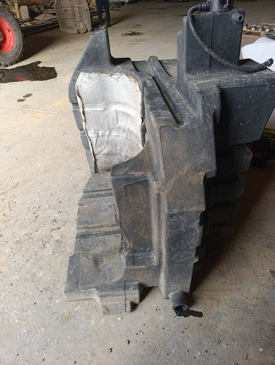 Foto 10 der Reparatur — Kraftstofftank-Reparatur Case 340 — August 2026