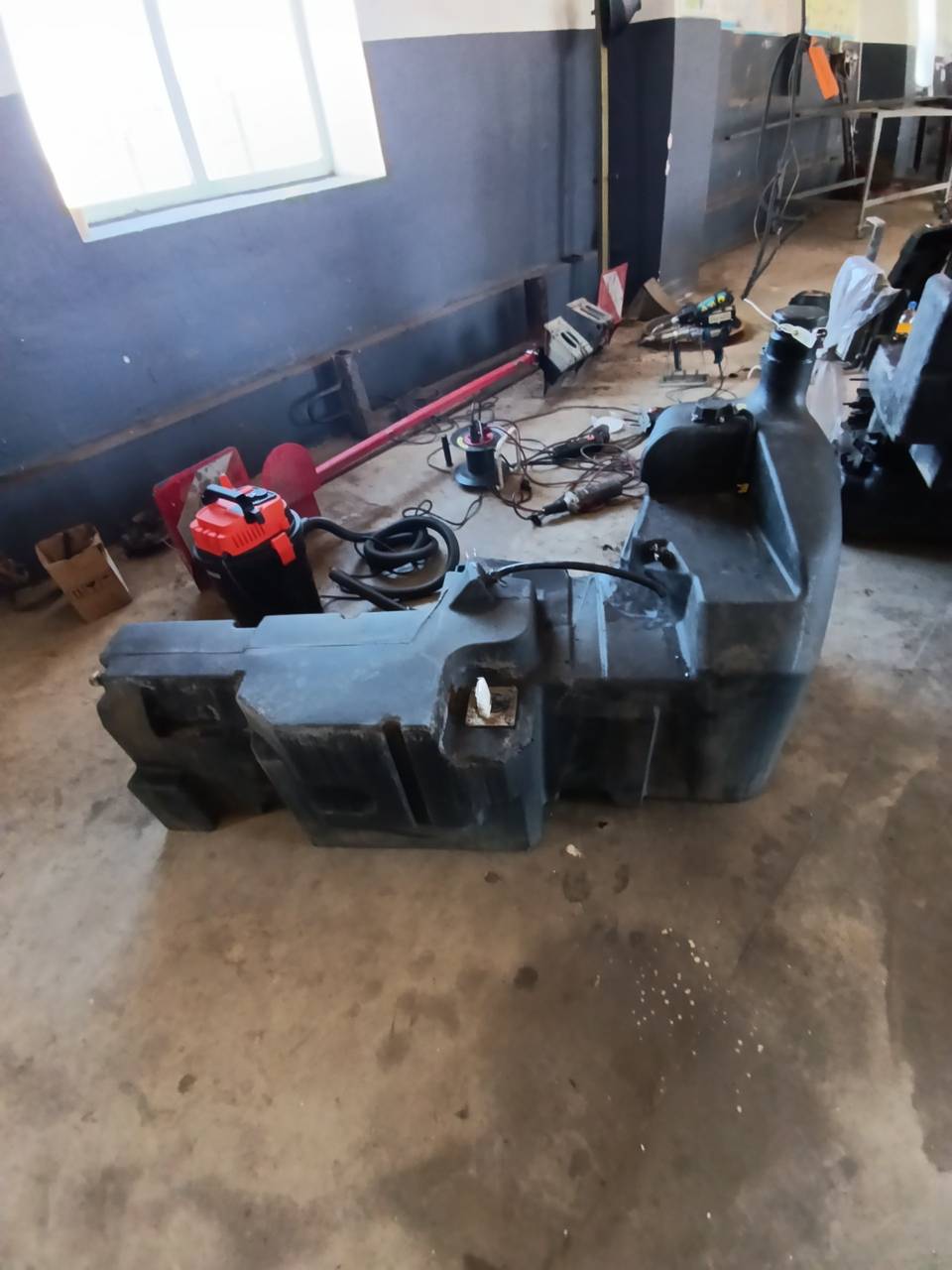 Foto 13 der Reparatur — Kraftstofftank-Reparatur New Holland — August 2026