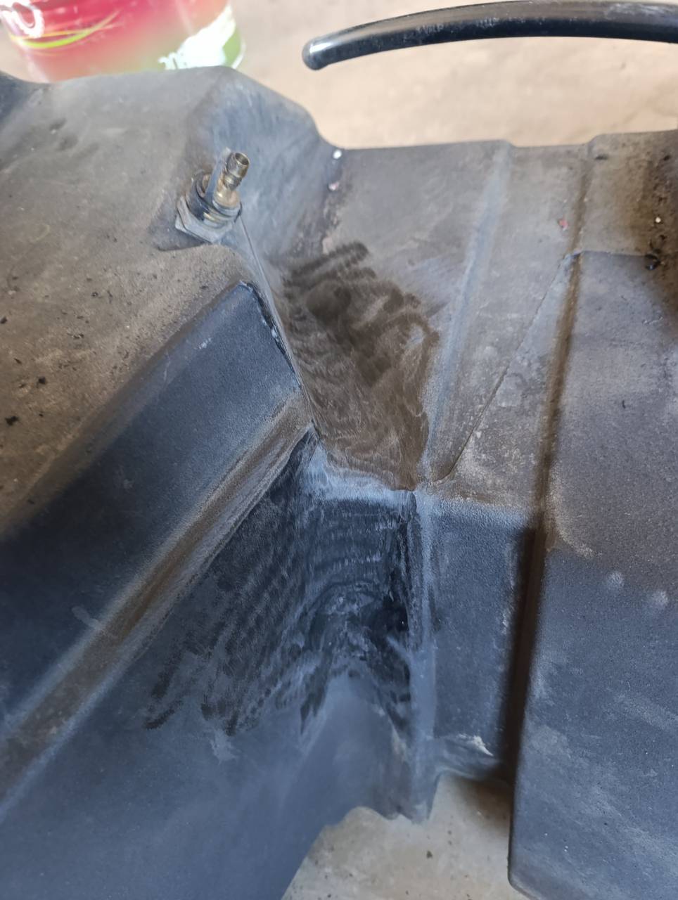 Foto 11 der Reparatur — Kraftstofftank-Reparatur New Holland — August 2026