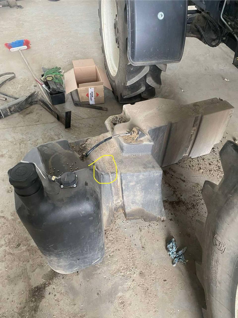 Foto 2 der Reparatur — Kraftstofftank-Reparatur New Holland — August 2026