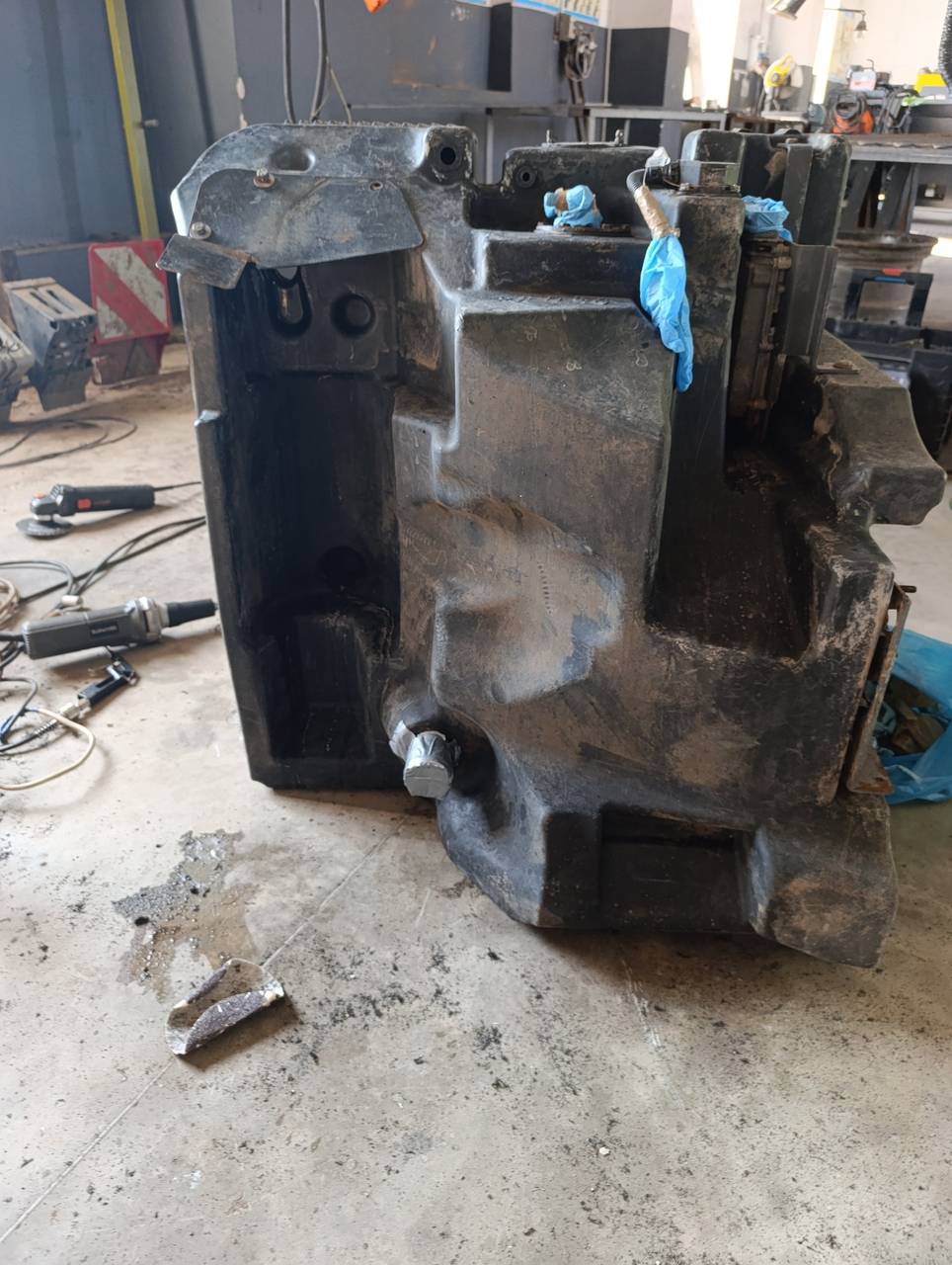 Foto 14 der Reparatur — Kraftstofftank-Reparatur Fendt 936 — August 2026