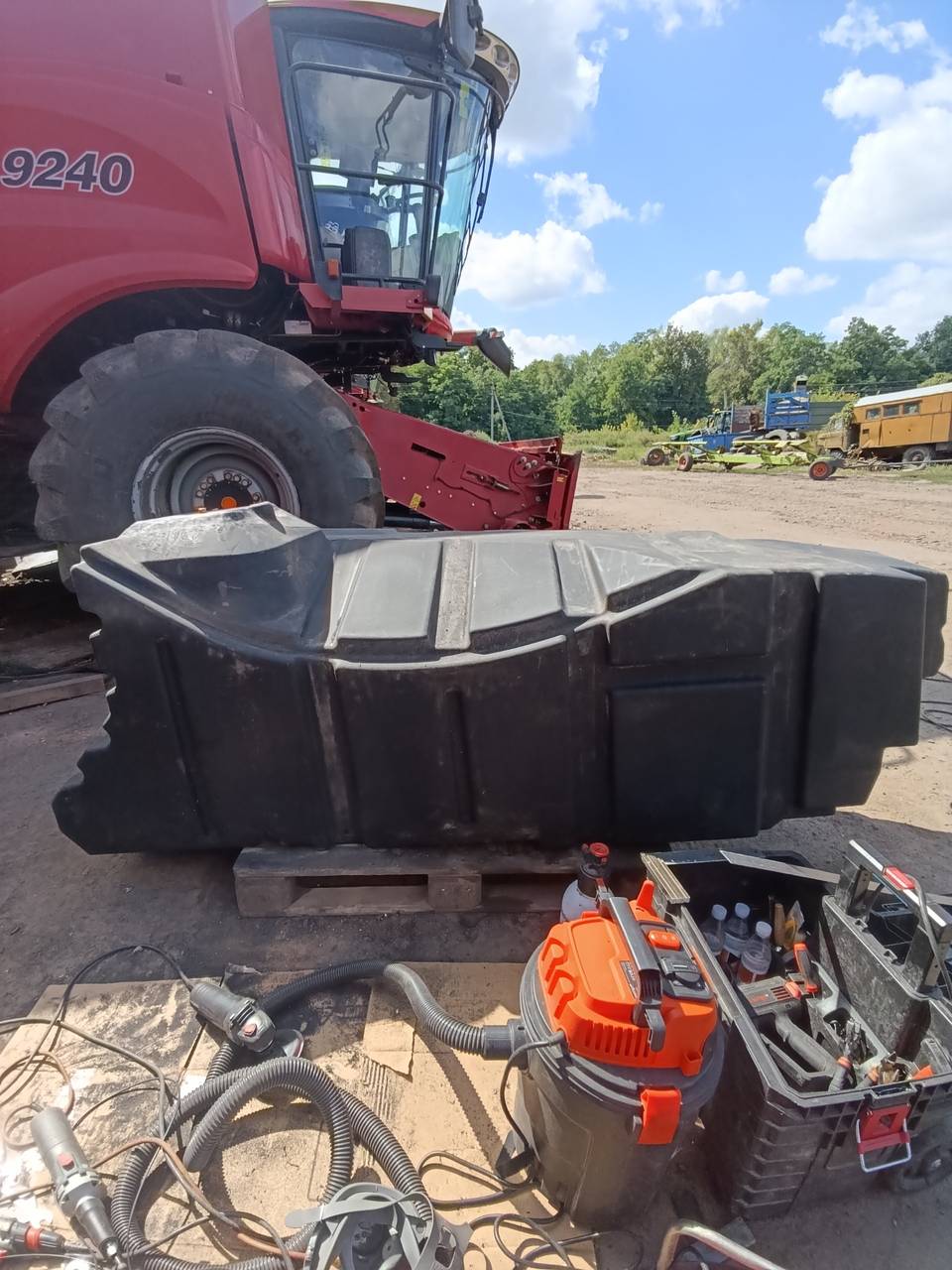 Foto 12 der Reparatur — Kraftstofftank-Reparatur Case 8250