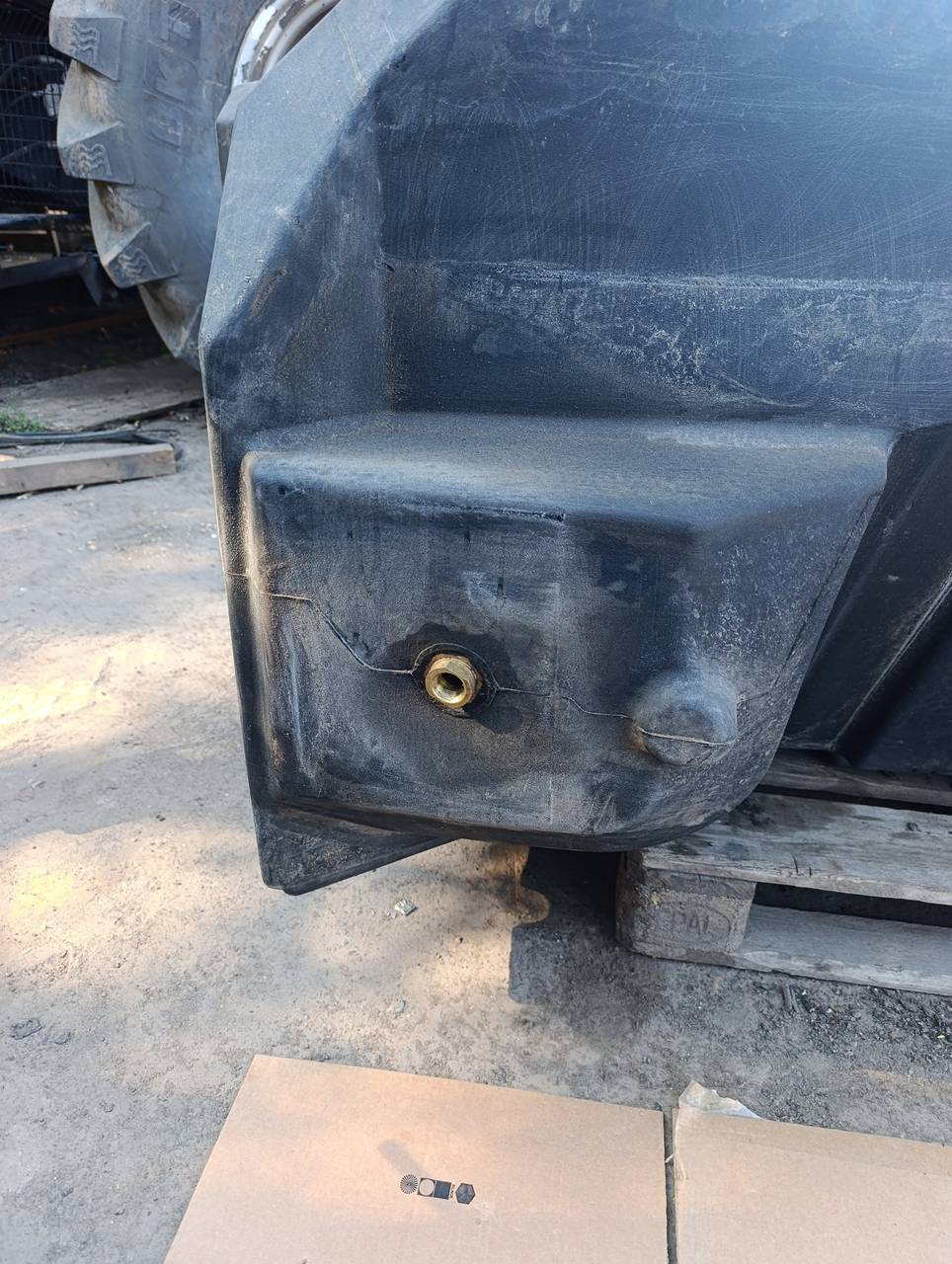 Foto 5 der Reparatur — Kraftstofftank-Reparatur Case 8250