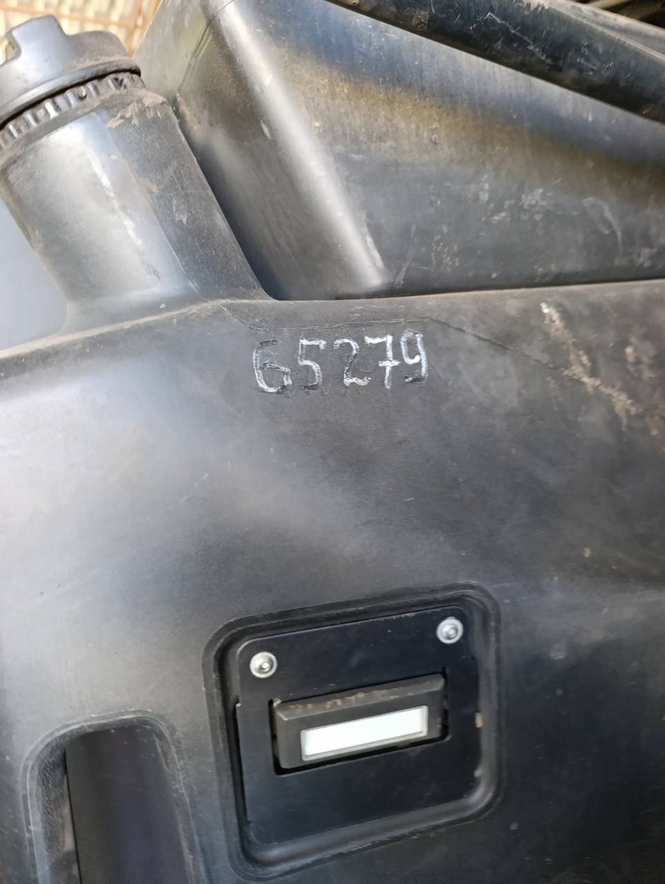 Foto 6 der Reparatur — Kraftstofftank-Reparatur Fendt 4038