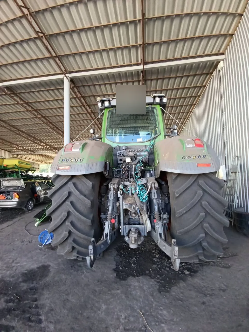 Foto 9 der Reparatur — Kraftstofftank-Reparatur Fendt 4038