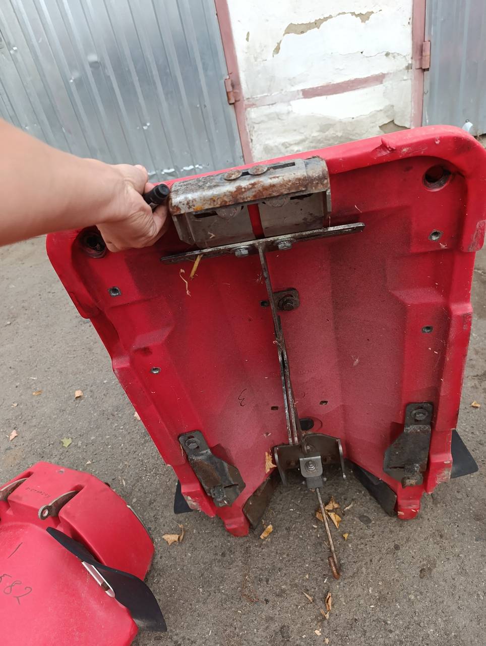 Foto 15 der Reparatur — Halmteiler-Reparatur am Schneidwerk — September 2026