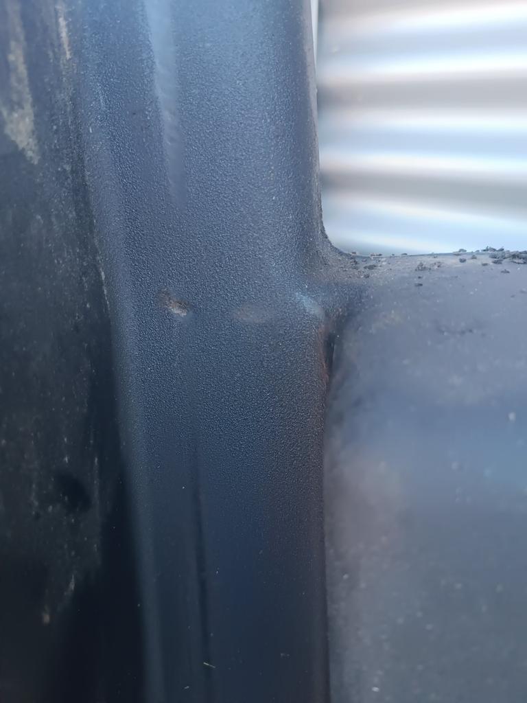Foto 2 der Reparatur — Kraftstofftank-Reparatur New Holland 9080