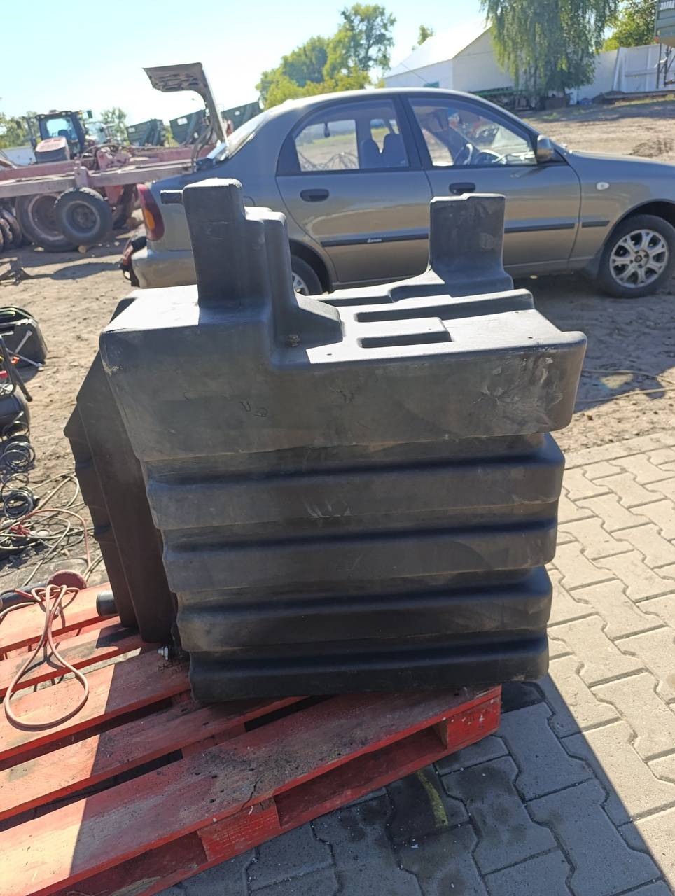 Foto 14 der Reparatur — Kraftstofftank-Reparatur New Holland T8.390 — September 2026