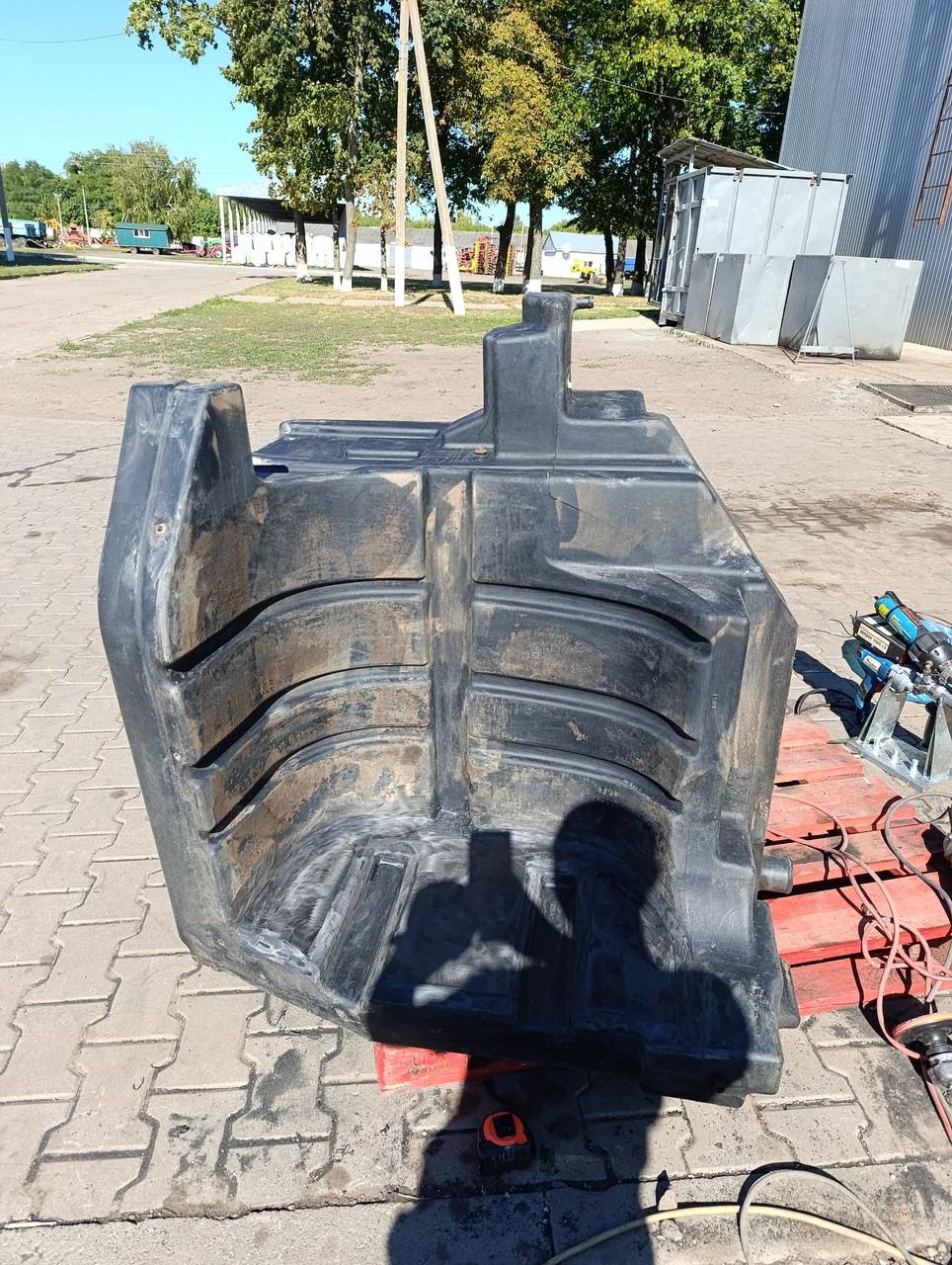 Foto 9 der Reparatur — Kraftstofftank-Reparatur New Holland T8.390 — September 2026