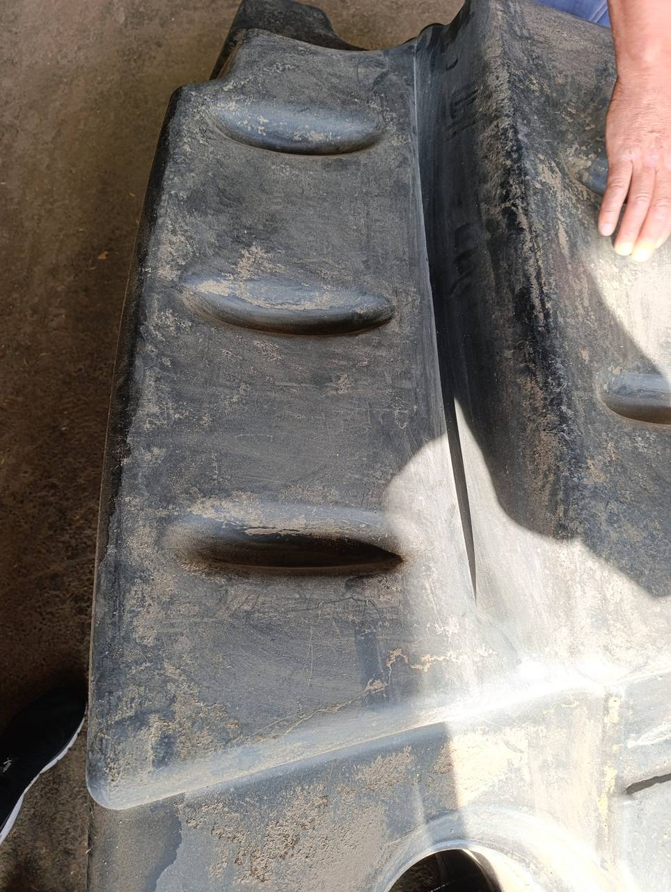 Foto 4 der Reparatur — Kraftstofftank-Reparatur Claas Lexion — Riss