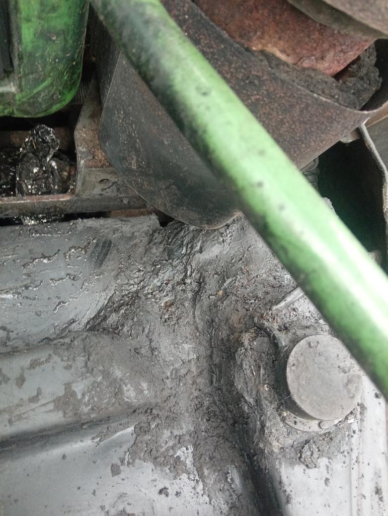 Foto 2 der Reparatur — Kraftstofftank-Reparatur Fendt 930