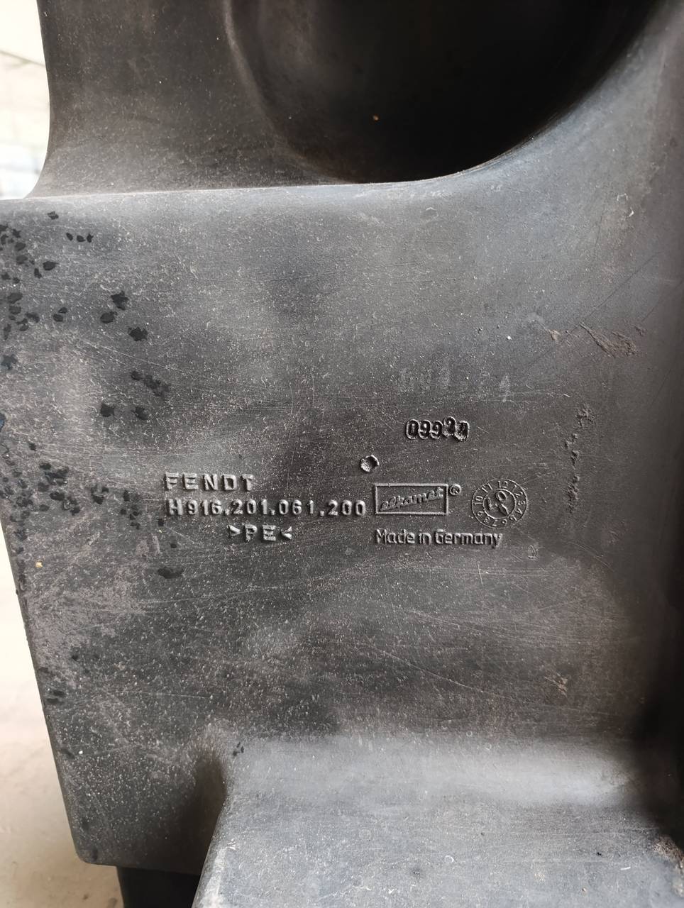 Foto 11 der Reparatur — Kraftstofftank-Reparatur Fendt 930