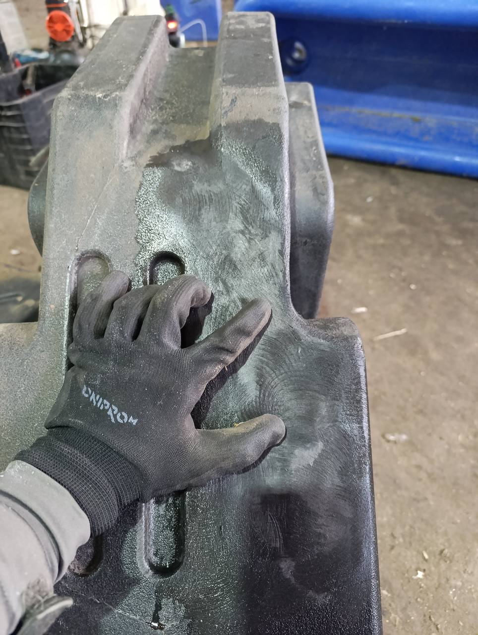 Foto 14 der Reparatur — Kunststoffteil-Reparatur