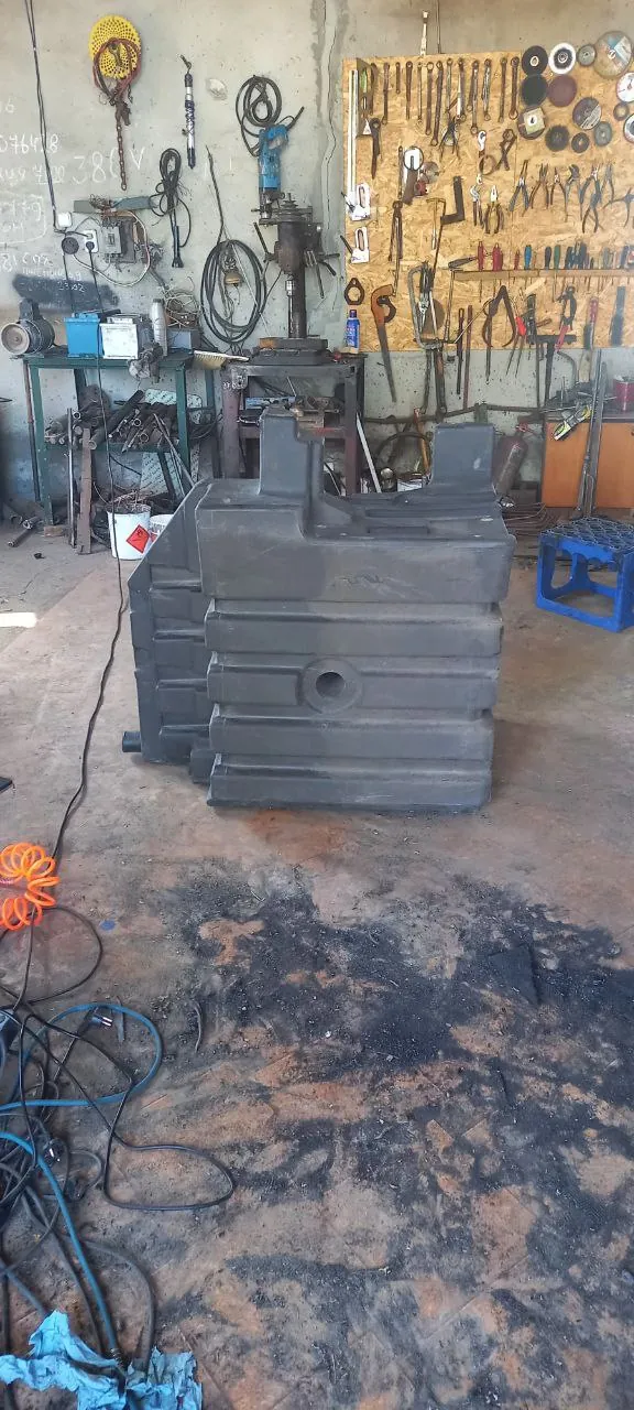 Foto 11 der Reparatur — Kraftstofftank-Reparatur Case 340 — Juli 2023