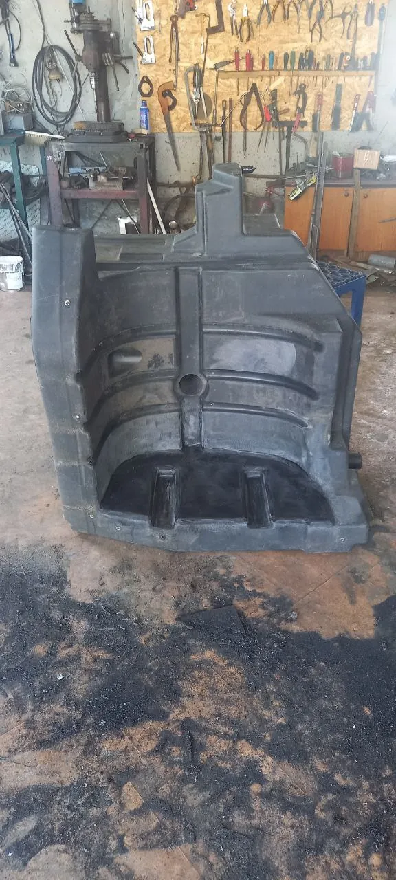 Foto 12 der Reparatur — Kraftstofftank-Reparatur Case 340 — Juli 2023