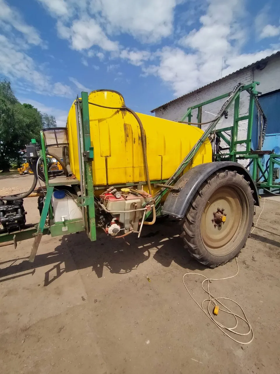 Foto 10 der Reparatur — Spritzentank-Reparatur — Juni 2023