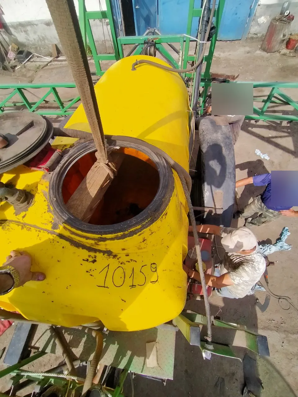 Foto 20 der Reparatur — Spritzentank-Reparatur — Juni 2023