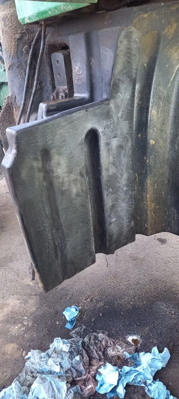 Foto 14 der Reparatur — Kraftstofftank-Reparatur John Deere 8430