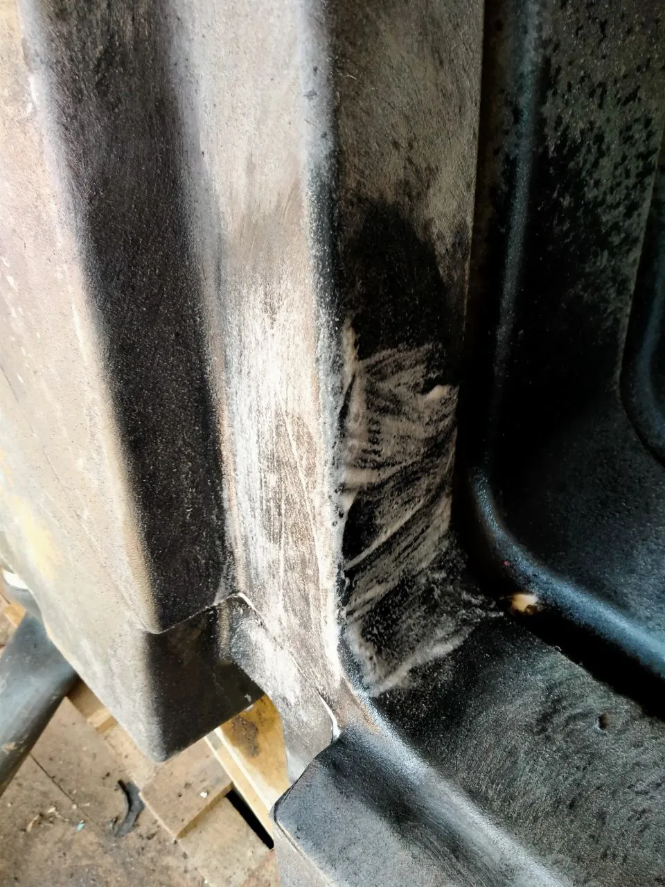 Foto 22 der Reparatur — Kraftstofftank-Reparatur New Holland T8.390
