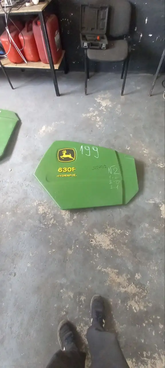Foto 49 der Reparatur — Halmteiler-Reparatur John Deere