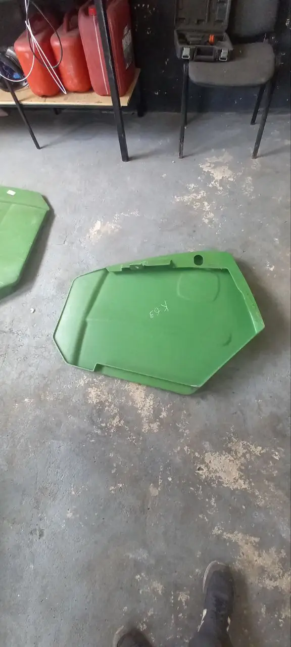 Foto 7 der Reparatur — Halmteiler-Reparatur John Deere